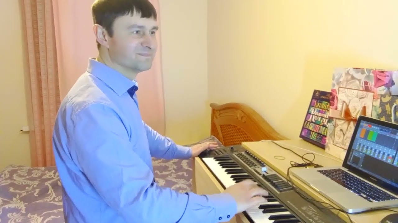 Клавишник зажигает