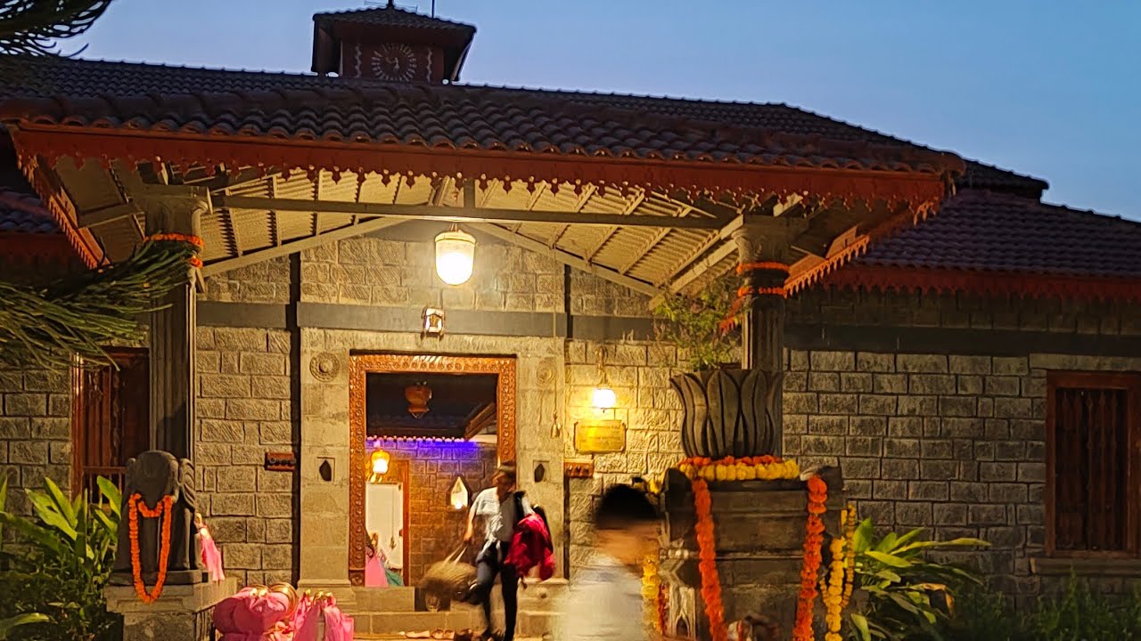Kalyanwada | Destination Wedding | Pune | Pre - Wedding shoots | Wada View | Maharashtrain Rider