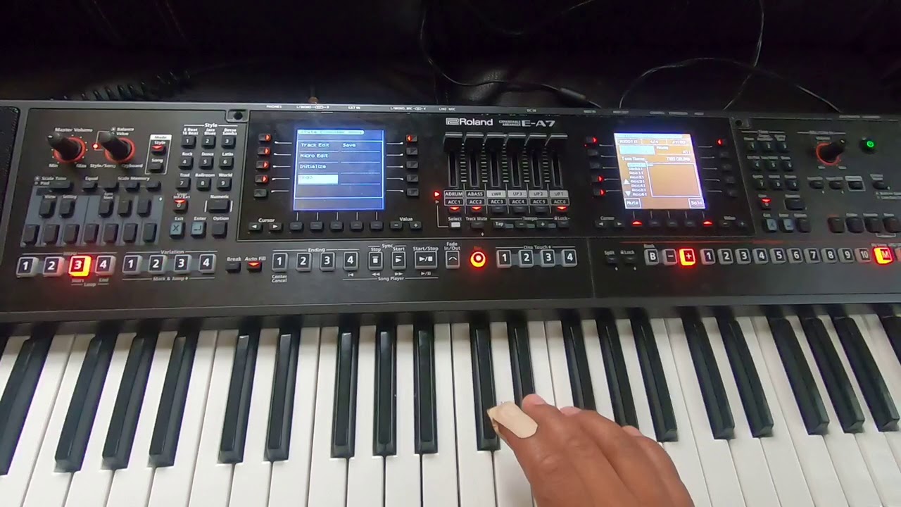 Como crear un ritmo en el roland ea7