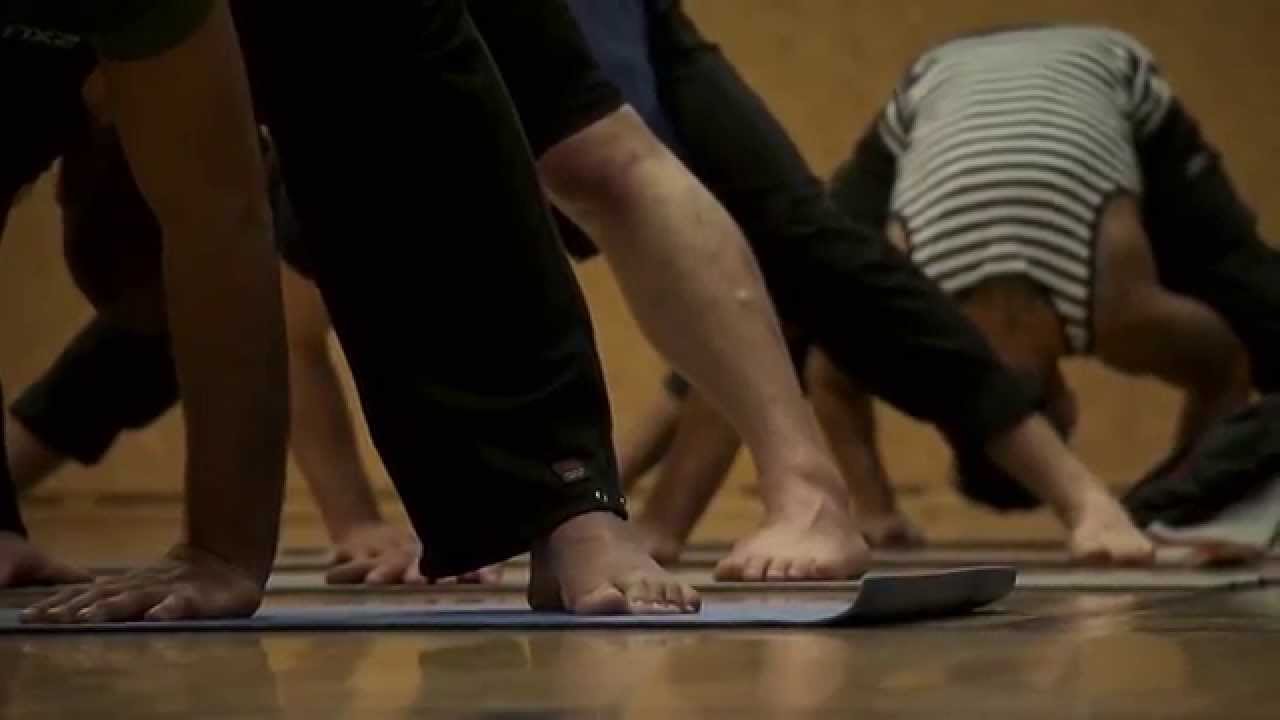 Gangster Yoga - Stiftelsen Psykiatrisk Opplysning