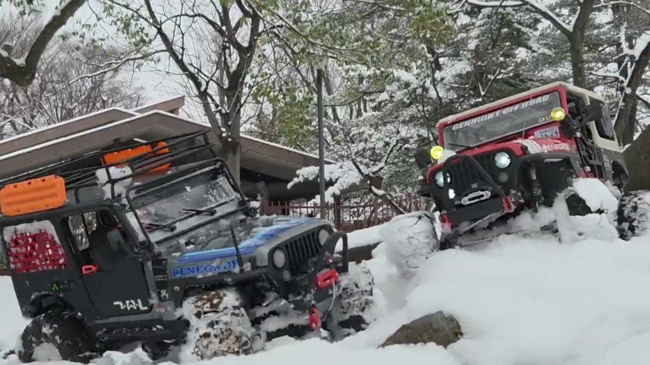 アキシャル　SCX10Ⅲ　CJ7　BLUE　Read　Custom　雪山爆走