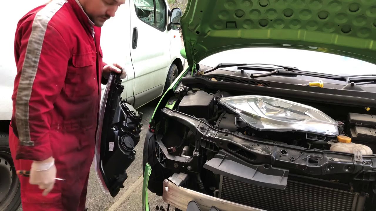 Corsa D Headlight Replacement