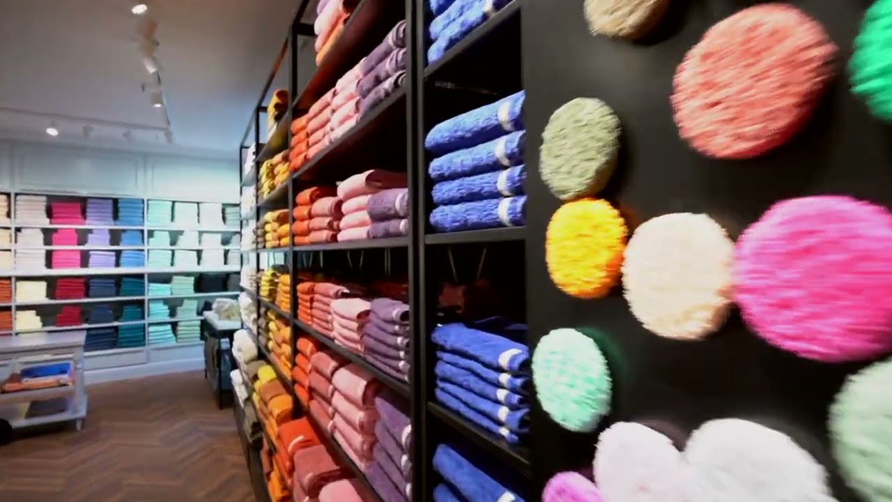BETTENRID Munich by umdasch The Store Makers