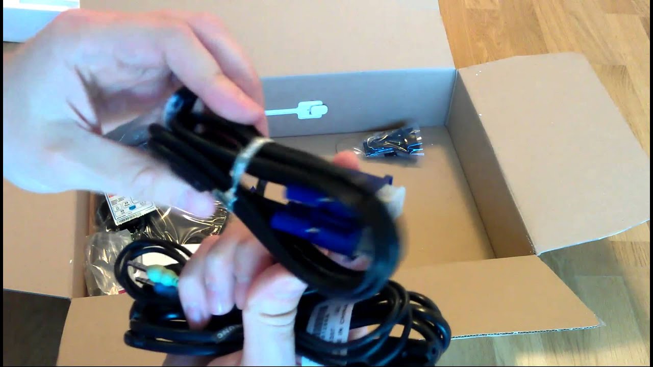 UNBOXING 21,5'' Samsung SyncMaster T22B300 LED z tunerem TV DVB-T/C MPEG-4