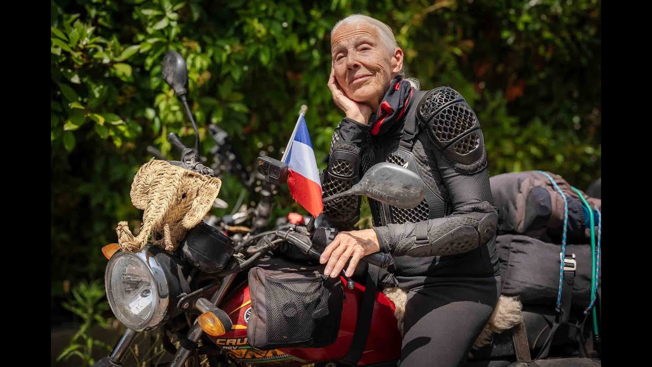 Une femme, une moto, une l&eacute;gende : Doris Lacombe, 82 ans et libre !