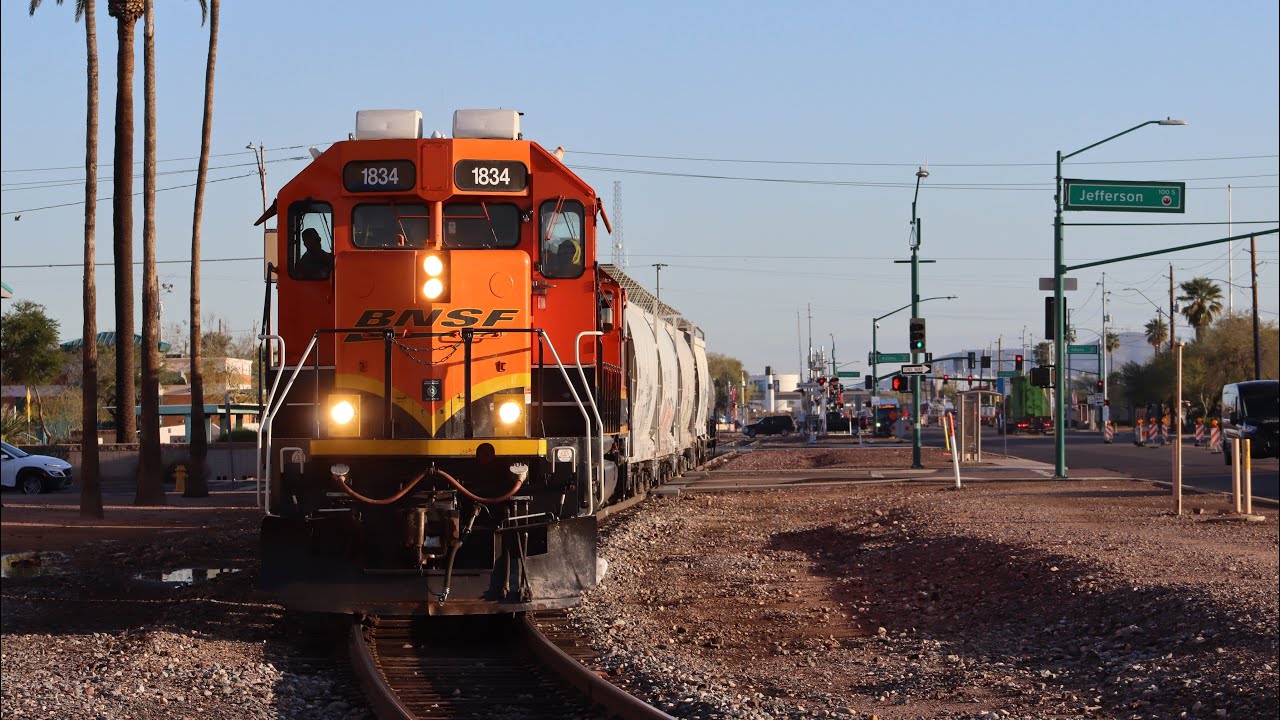 BNSF 1834 SD40-2 Leads the YPHX1051 South out of Phoenix, AZ w/ RS3K Horn on 03/25/2024