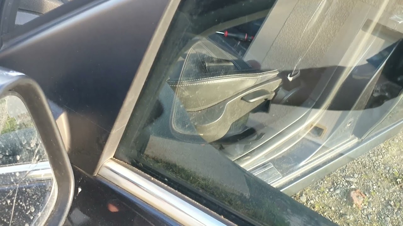 Complete Assembly and disassembly of the Renault Laguna 3 exterior mirror