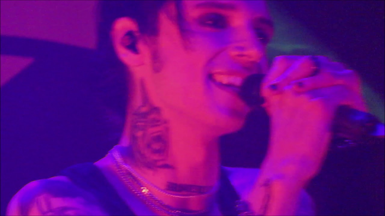 Black Veil Brides - LIVE - Perfect Weapon (Acoustic)