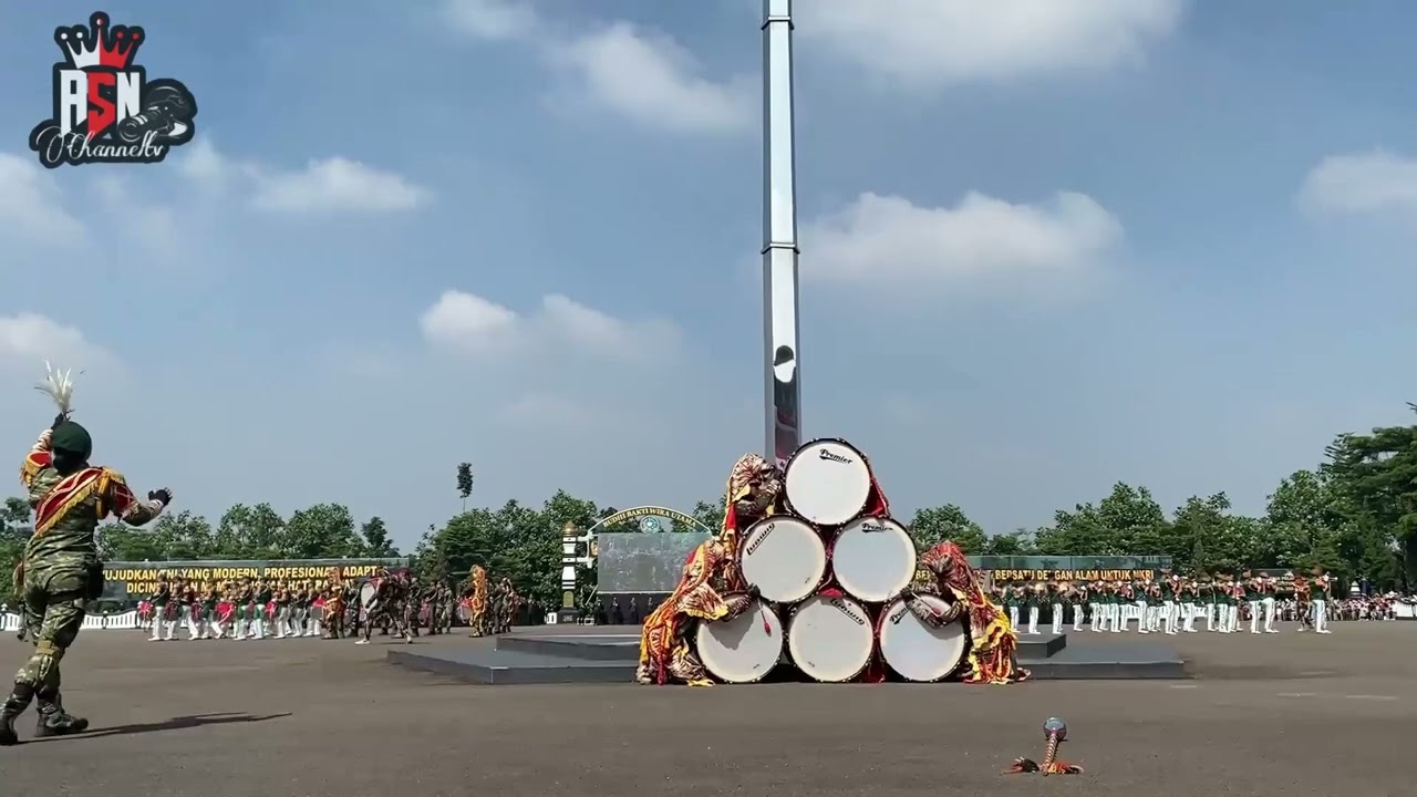 Display YEL-YEL DAN DRUMBAND CANKA PANORAMA saat PRASETYA PERWIRA TNI AD GEL I TA 2024