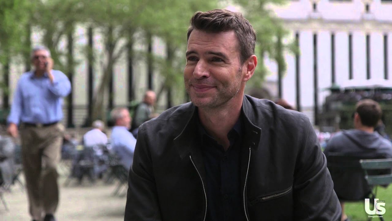EXCLUSIVE VIDEO: Scott Foley Reenacts Scandal Scenes with an Adorable Dog!