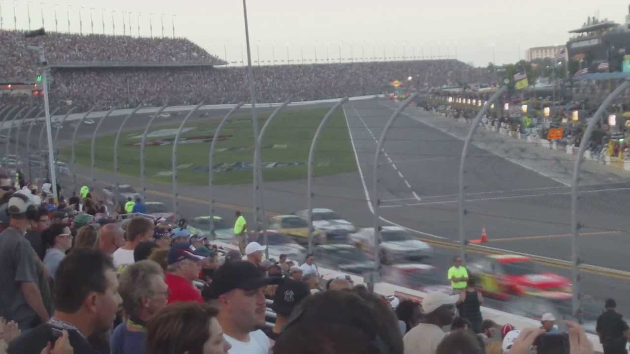 2013 Coke Zero 400 at Daytona Start (Part 1 of 8) HD