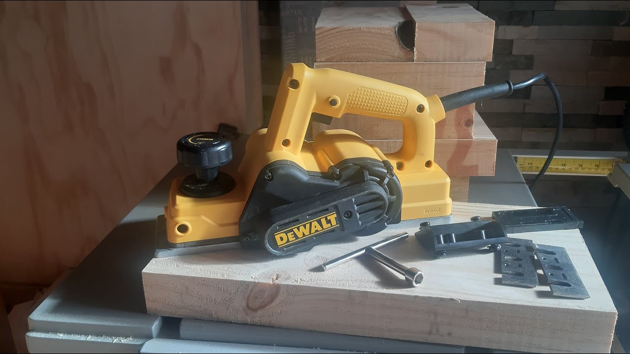 Ajuste y afilado cuchillos cepillo dewalt d26676