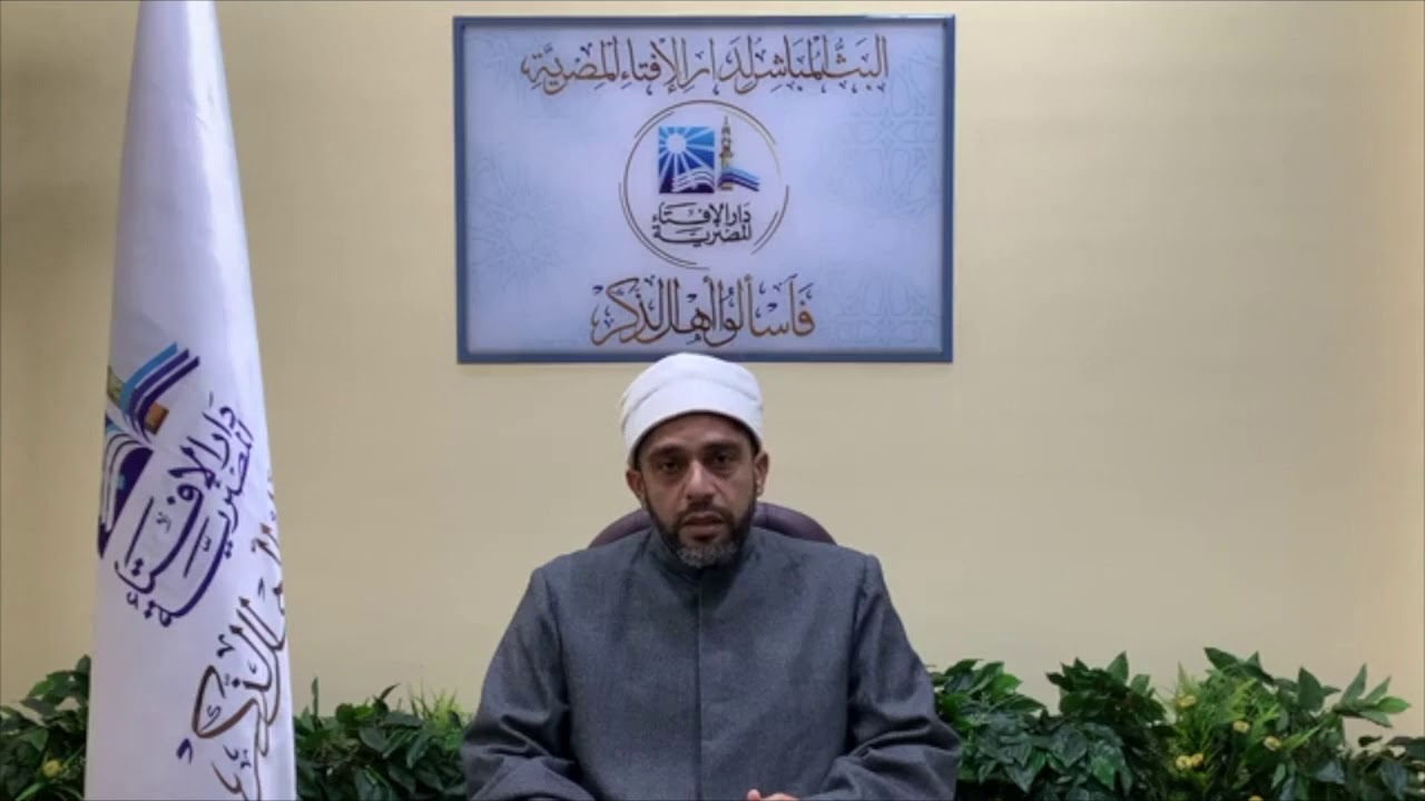 ما حكم وضع مزيل العرق ووضع المكياج الخفيف للنساء؟