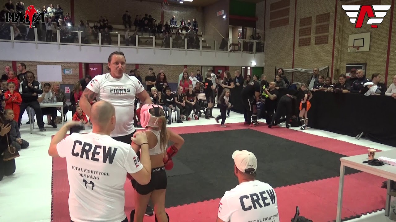 20  Destiny Micael vs Joy Baas