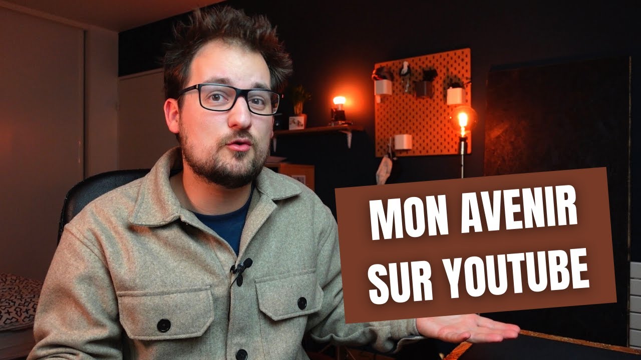 Vid&eacute;o pos&eacute;e pour parler de la cha&icirc;ne en 2022