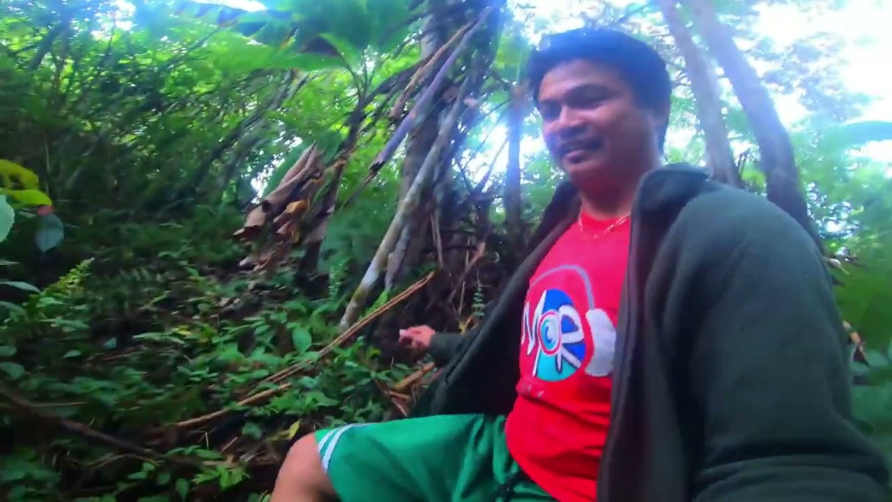 NAMUMULOT TAYO NG DURIAN