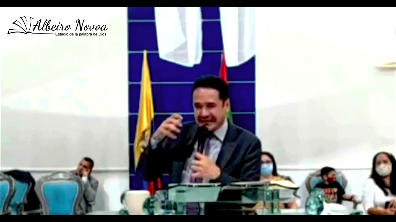 EL VELO SE RASGÓ DE ARRIBA ABAJO