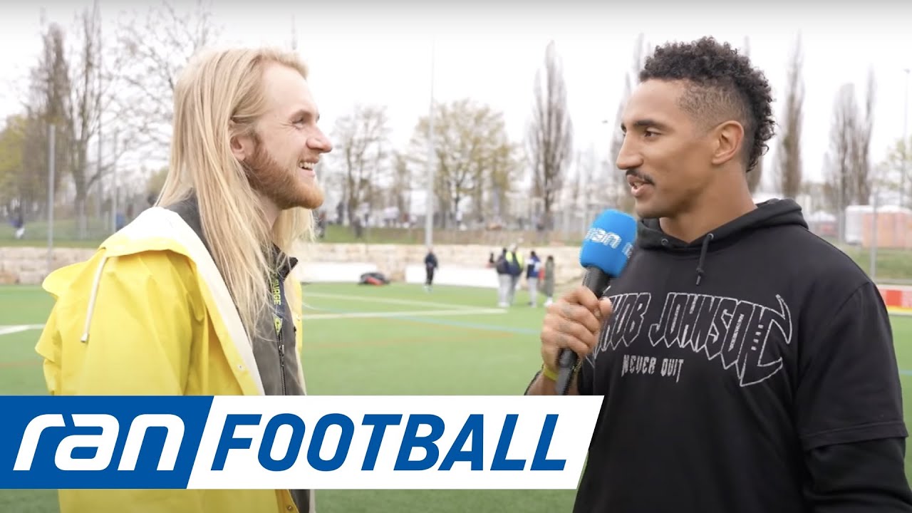 Icke meets Jakob Johnson: Football-Nachwuchs-Camp in Stuttgart