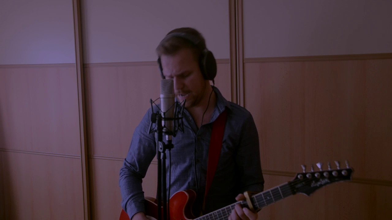 MARTIN CHODÚR - HALLELUJAH  (dárek pro paní Naďu Muroňovou)