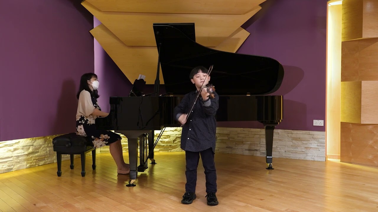 Kreisler Praeludium and Allegro - Travis Wong (7)