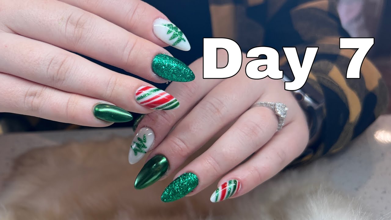 Watch Me Work: Simple Christmas Nail Art | Acrylic Application | Nailmas
