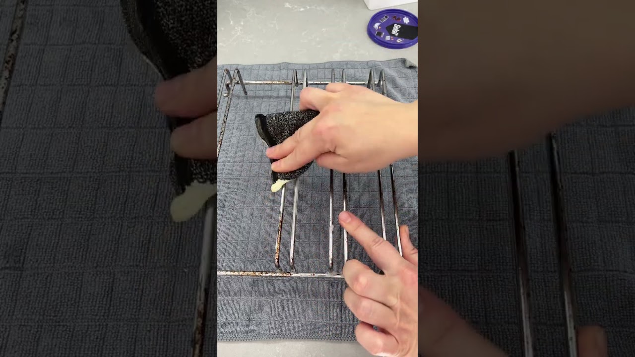detailed oven cleaning🫧🧽🧼#cleaning #temizlikvlog #cleaningmotivation #cleantok #reklam 