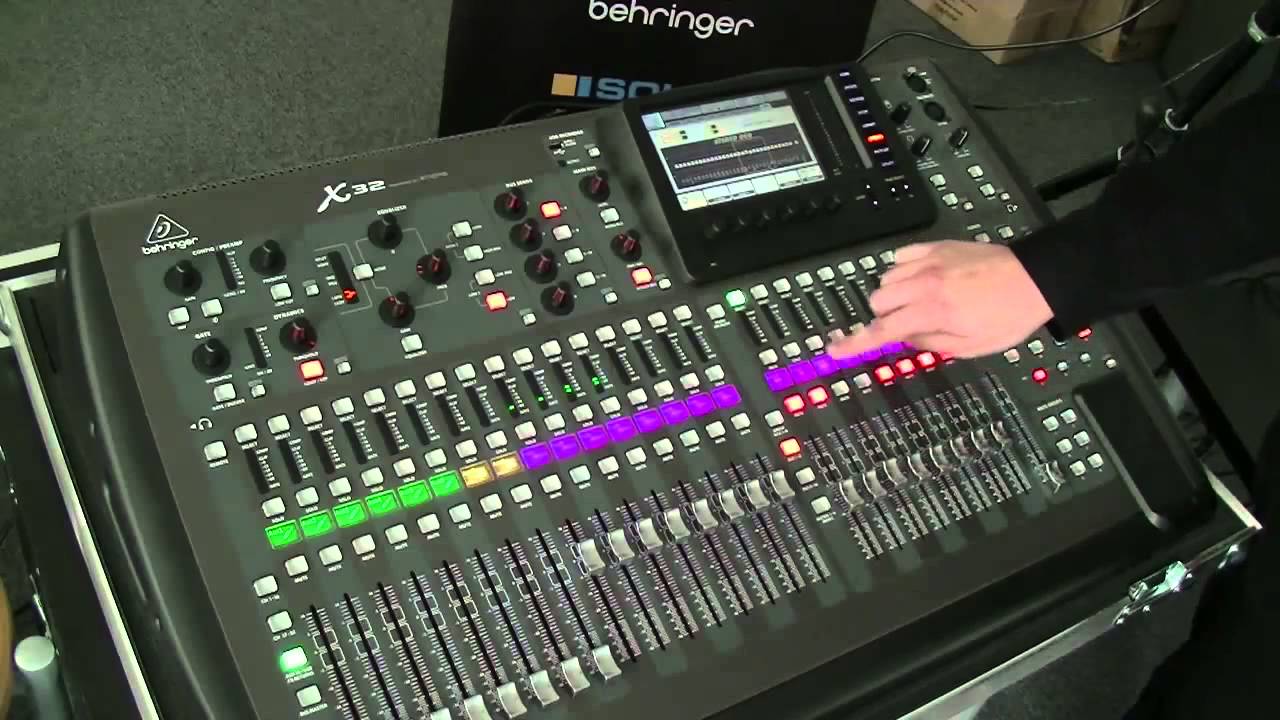 Behringer X32