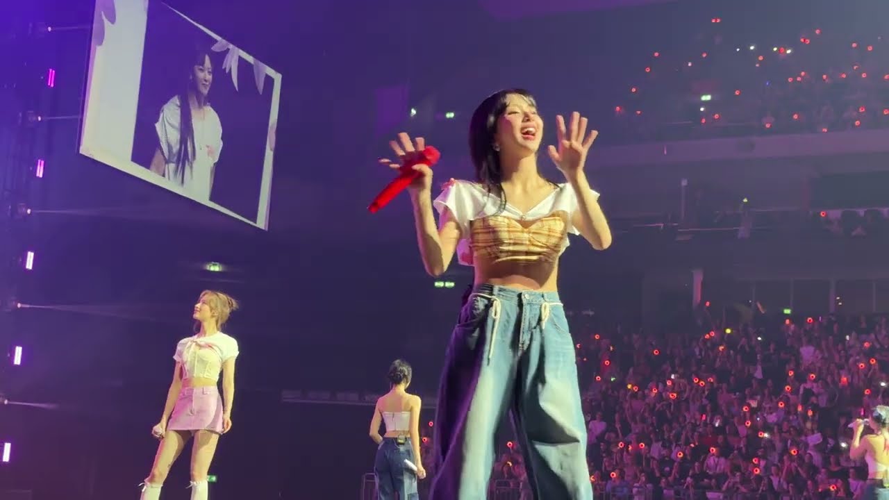 TWICE - READY TO BE WORLD TOUR | Crazy Stupid Love | BERLIN Day 2 - 14/09/2023 | Mercedes-Benz Arena
