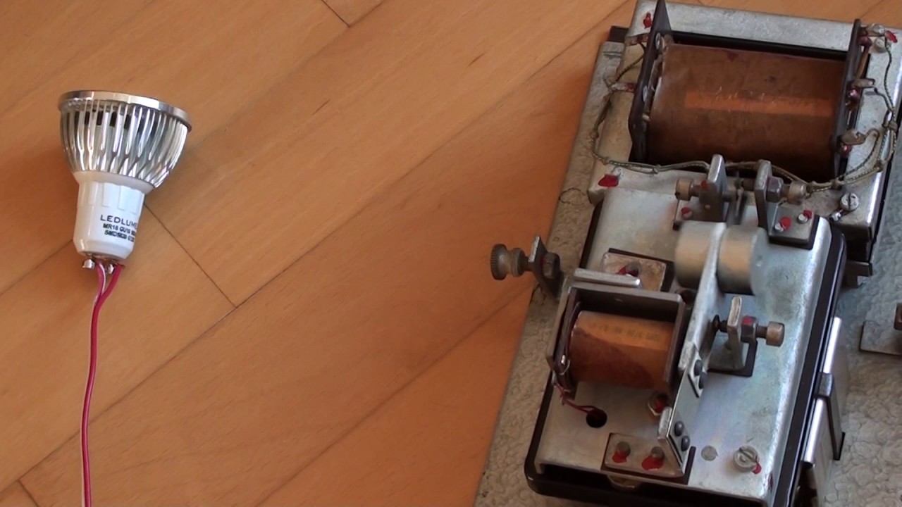 Przewornica wahadłowa mechaniczna - wibratorowa - Vintage vibrator-based DC/AC boost converter