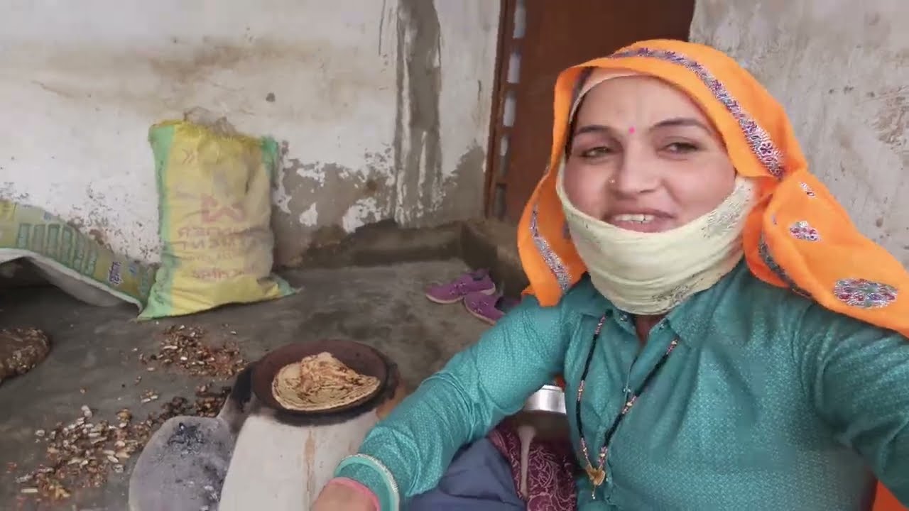 घर में सामान सेट करने में कितनी दिक्कतों का सामना करना पड़ रहा है 😂।।#ganvkilifestyle #dailyvlog 