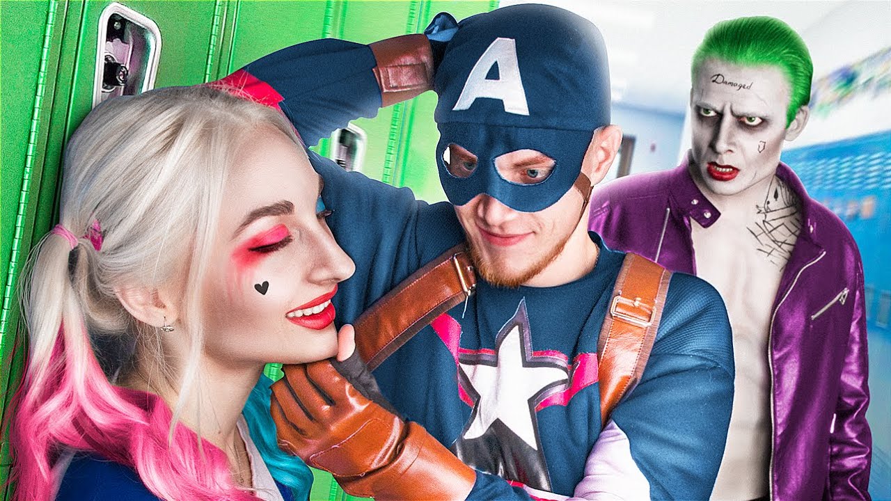 Super Bohaterowie w Liceum/ Śmieszne Sytuacje