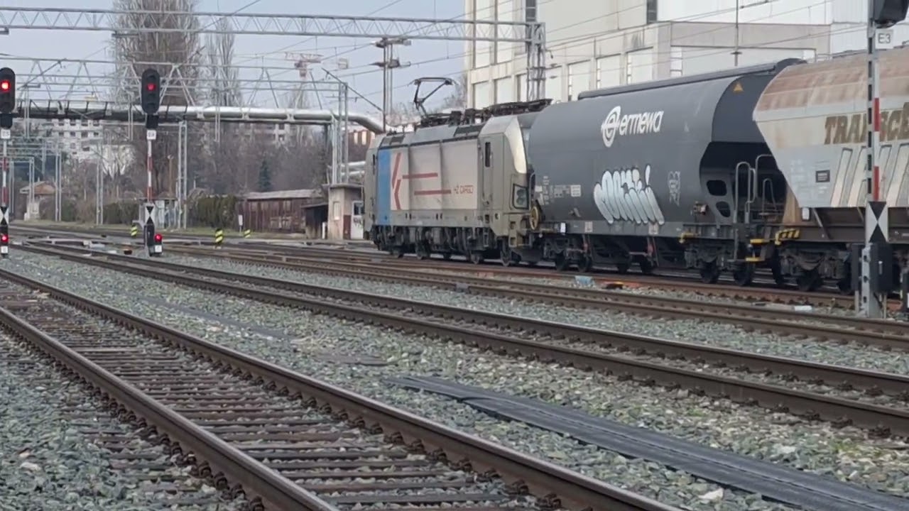 Trans Cargo 2532 - VECTRON 193 093 RAILPOOL - HŽ CARGO + cereales vagoni kroz Zagreb Zapadni.HR 
