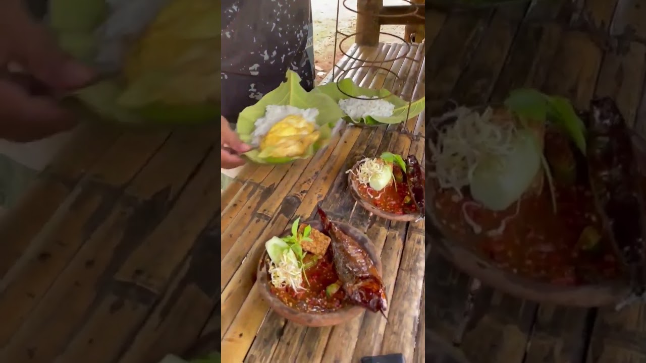 warung Mas Gemuk desa Sedayulawas lamongan .. ciri khas sambel.nyang frees..  buat sarapan pagi