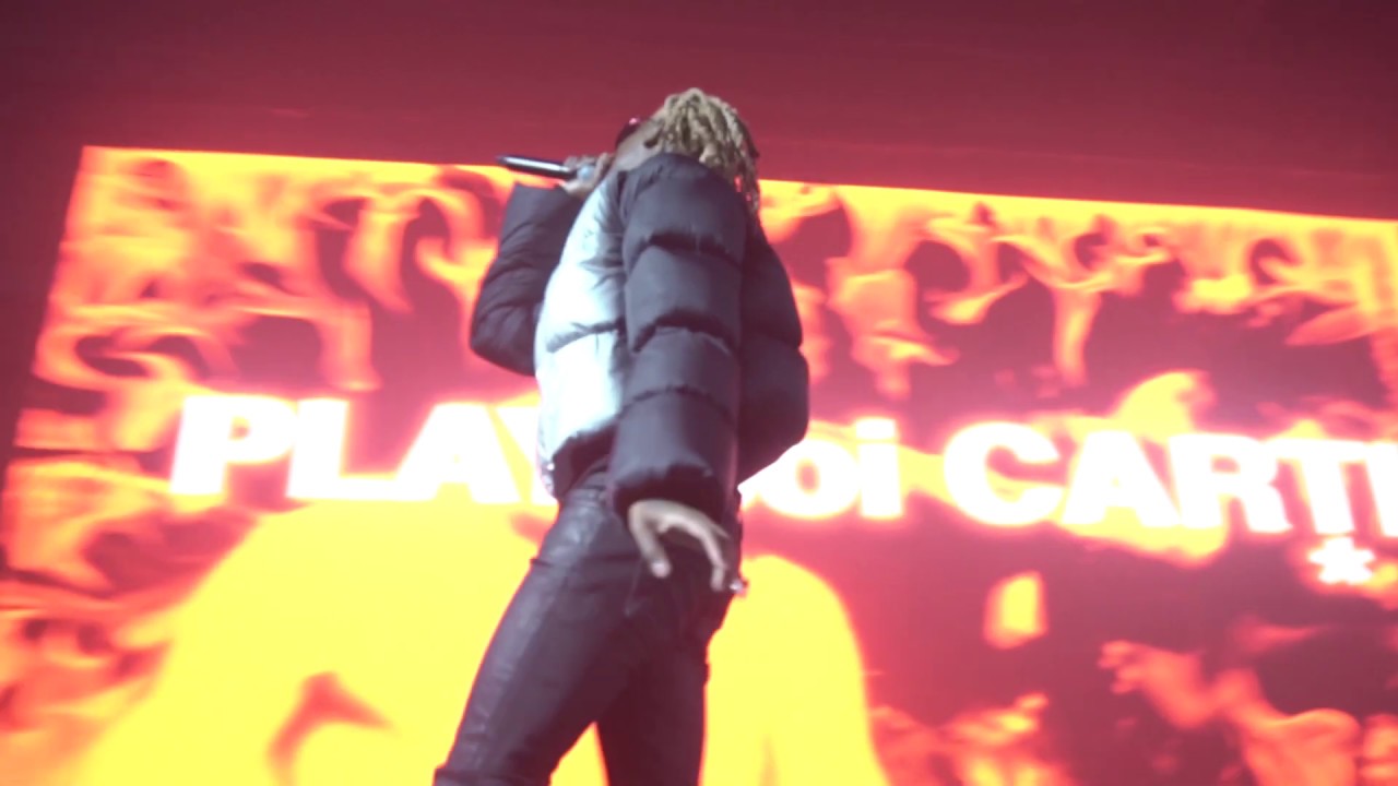 playboi carti walks off stage at rolling loud nyc (2019)