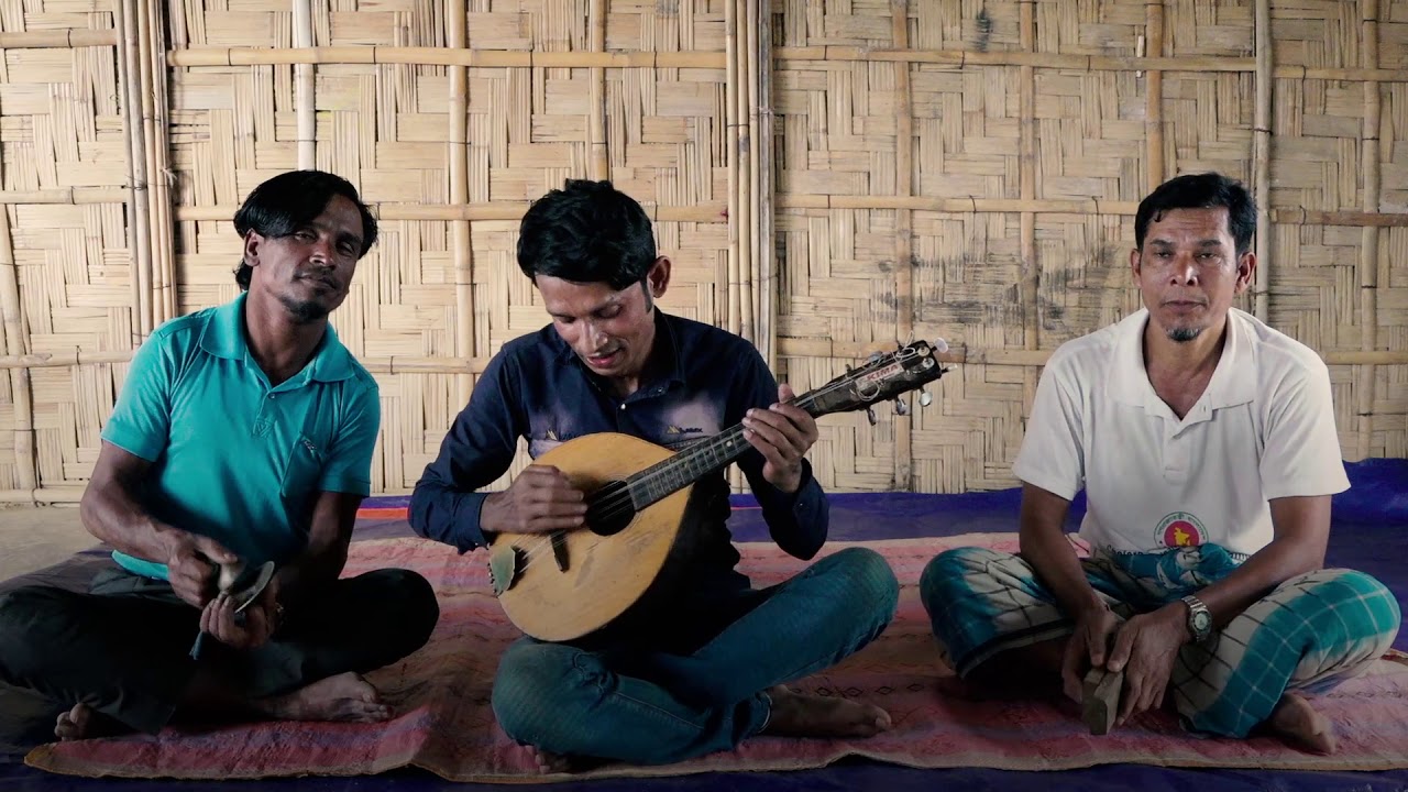 Torey dekhiley aiye choker paani (I tear up everytime I see you)