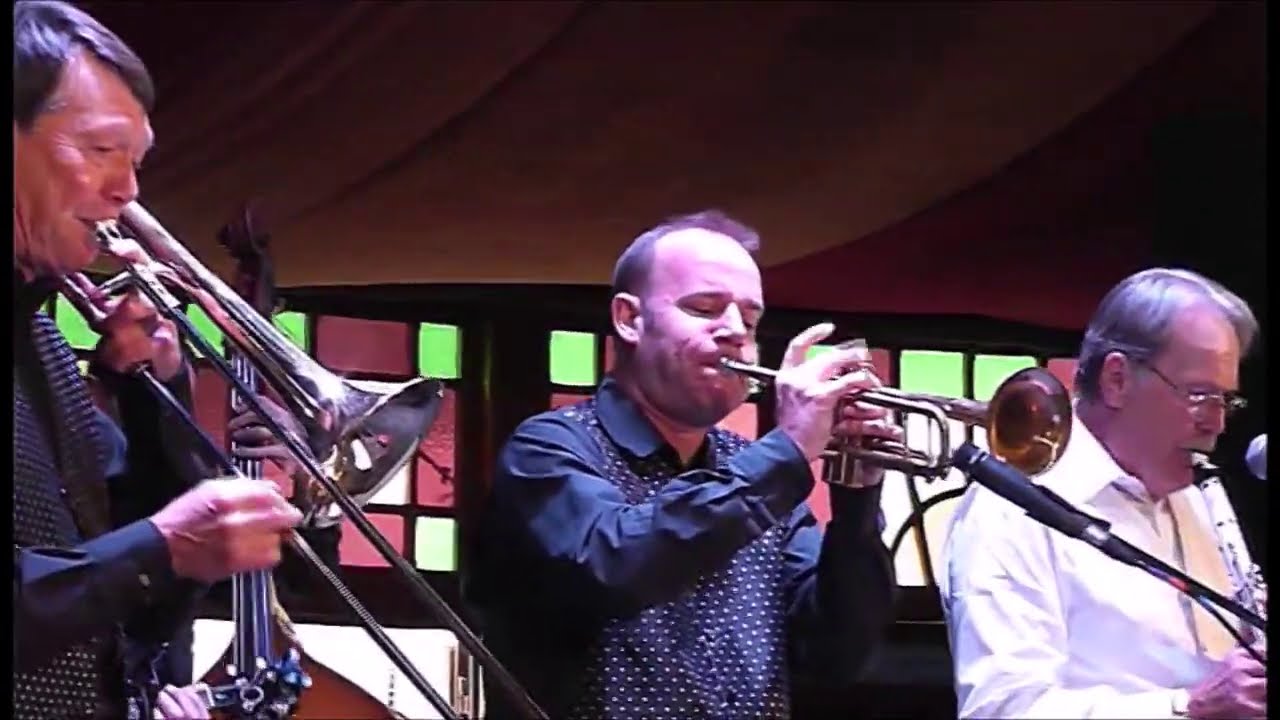 So Do I - Performed by Hamish McGregor and his Jazzmen