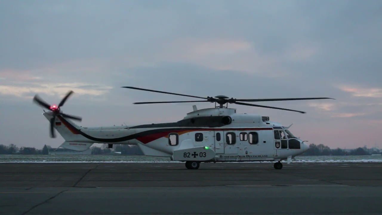 AS532 Cougar der Flugbereitschaft /Anlassen und Takeoff in Kiel