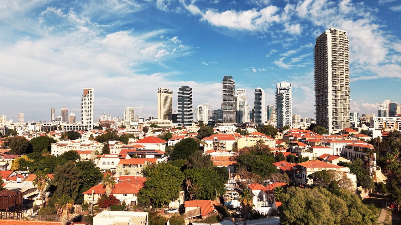 Roaming Neve Zedek
