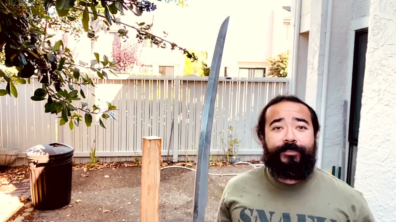 Zombie tools Apokatana bottle cutting