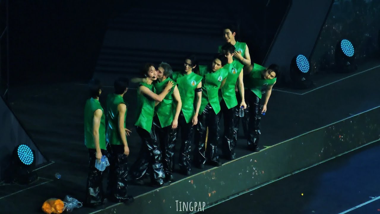 [DAY 1] แฟนผมการละคร - Gemini Fourth x My Shcool President #GFAWAKEConcertD1
