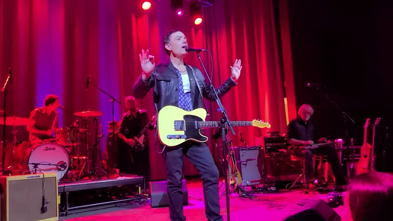 The Wallflowers - God don't make lonely girls - live in Huntsville, AL on October 6, 2023