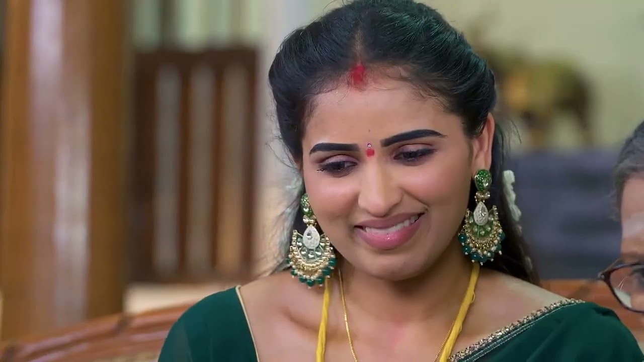 Karthigai Deepam | Ep - 978 | Webisode | Sep 12 2025 | Zee Tamil
