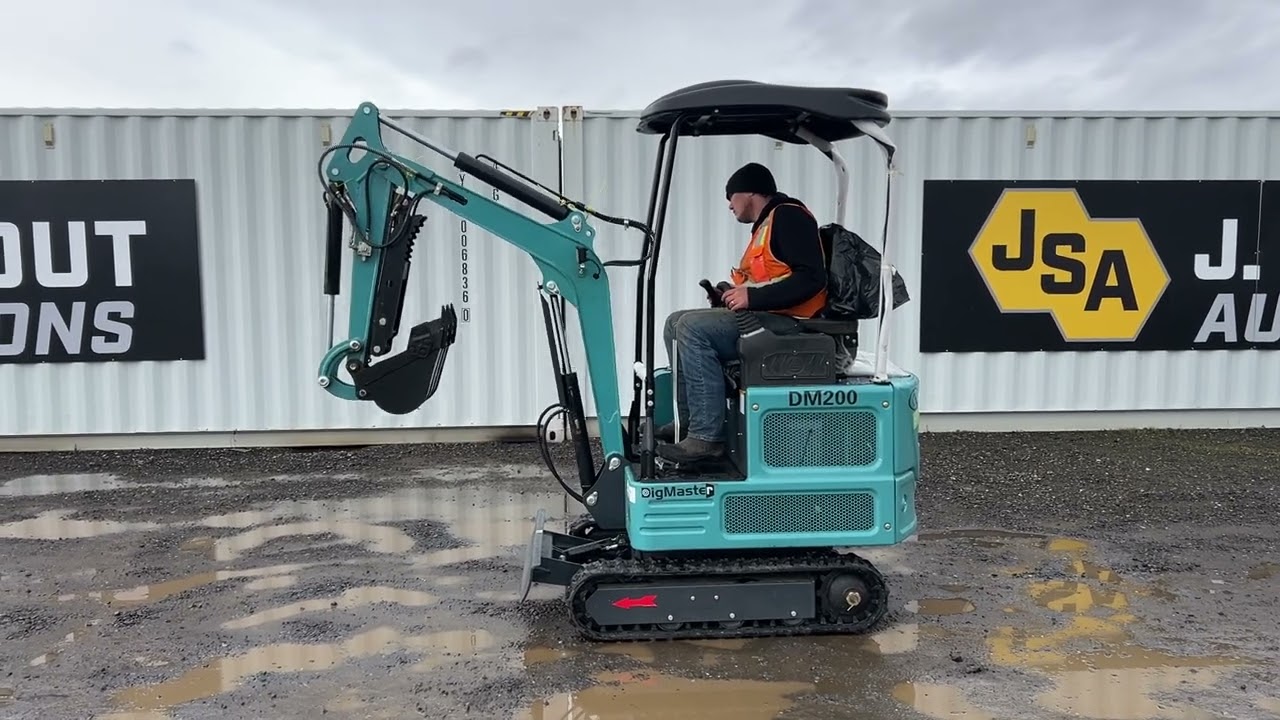 2025 Dig Master DM200 Mini Hydraulic Excavator