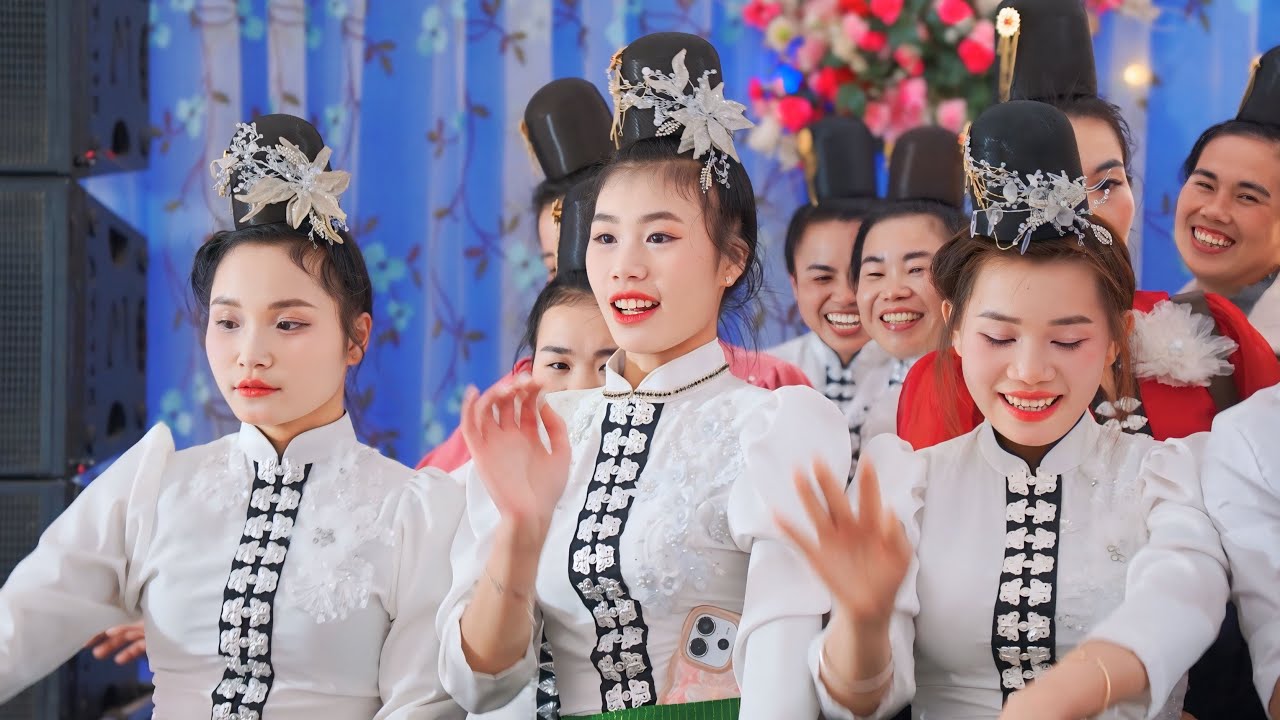 Nhạc Sàn Quá Căng Xum Êm Pả Bản Nà Nọi Quẩy Nhiệt Tại LTH Anh Sơn - Thảo May 