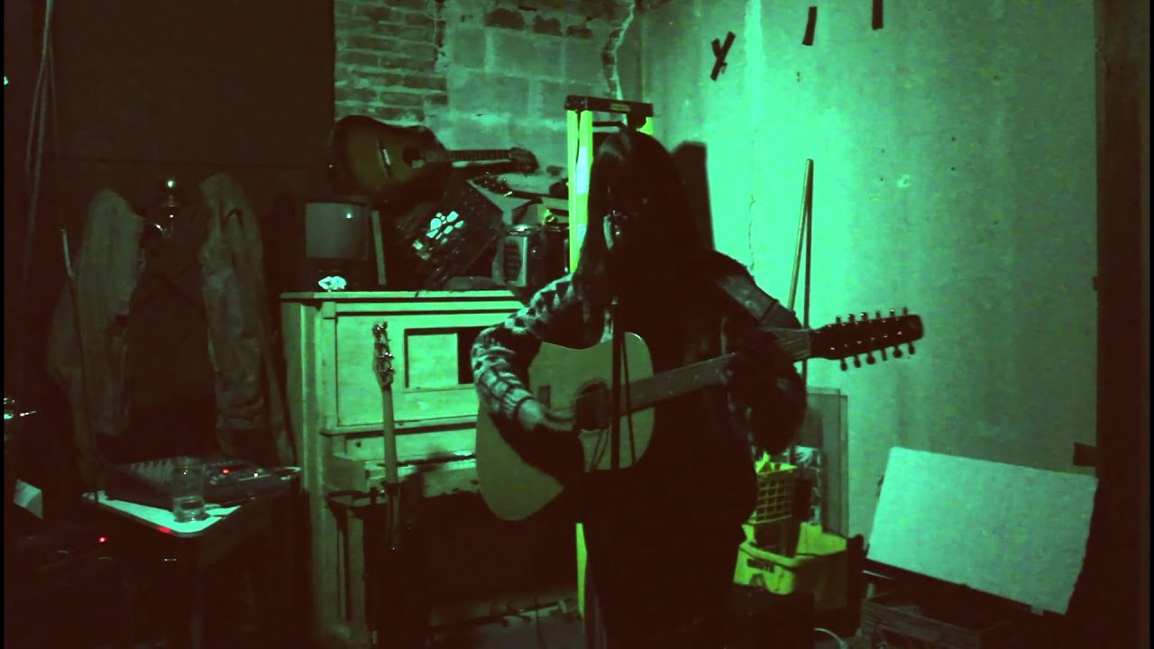 Weyes Blood at the Bank 2011