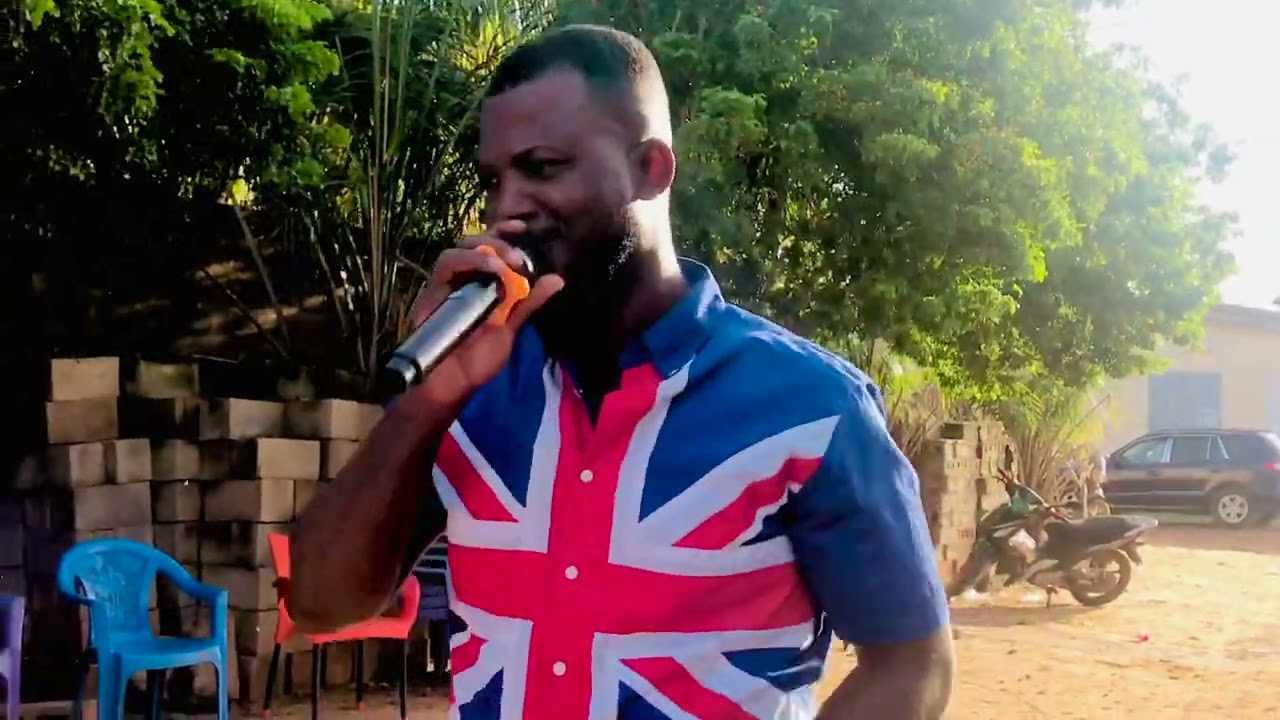 Evang promise uche on stage