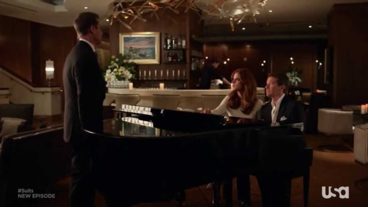 Harvey Specter-Handling Stephen Huntley like a boss.