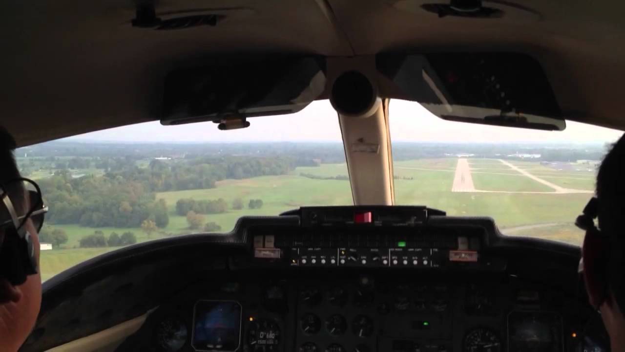 Landing at KJVY - Lear 35