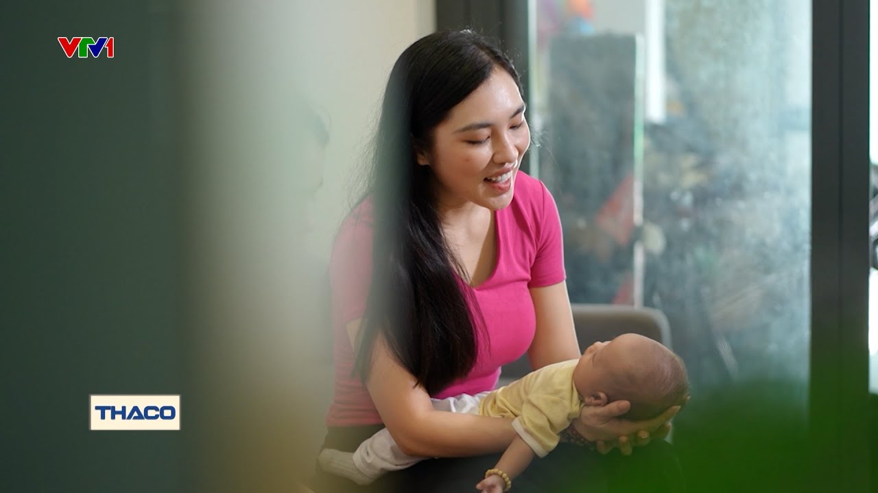 Cô gái độc thân trở thành mẹ đỡ đầu của hàng chục em nhỏ sơ sinh