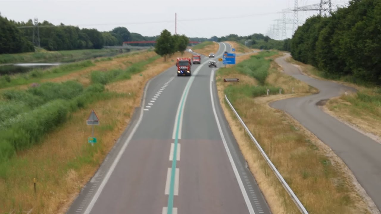 Brandweer van groningen en drenthe met spoed naar een zeer grote Br  grip 1 natuur brand in ter Apel